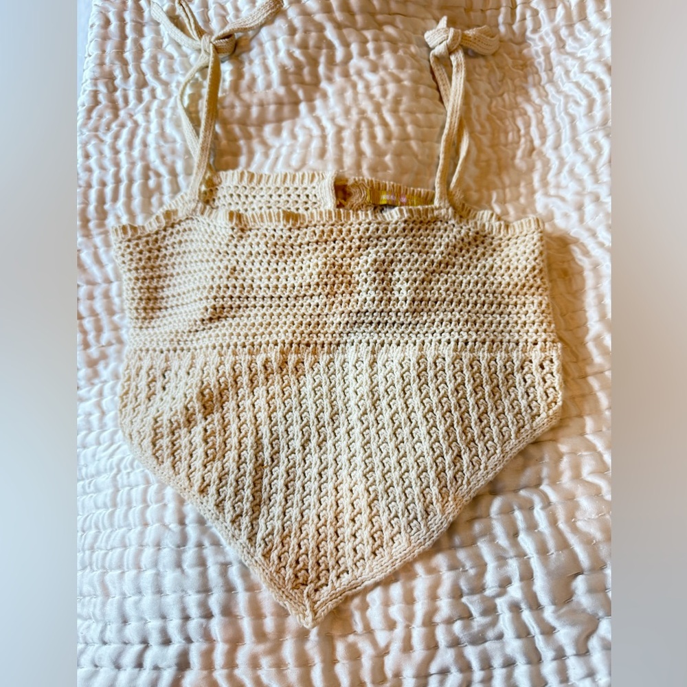 Excellent condition Urban Outfitters Layla Hanky Hem Sweater Cami Crochet Size M - Picture 3 of 5